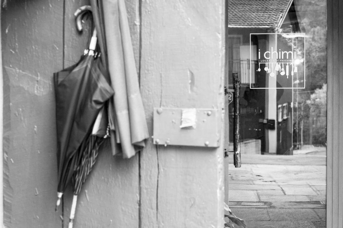 I Chimi Locanda Di Frassino Exterior photo